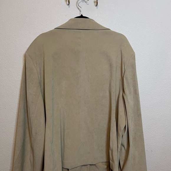 Cato Beige/Taupe Women's Blazer. Suade feel.  Size 28W - Picture 6 of 6